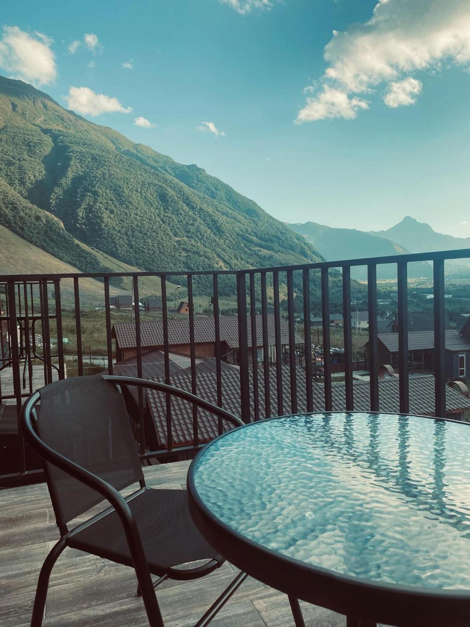 Melodia Kazbegi Hotell Exteriör bild